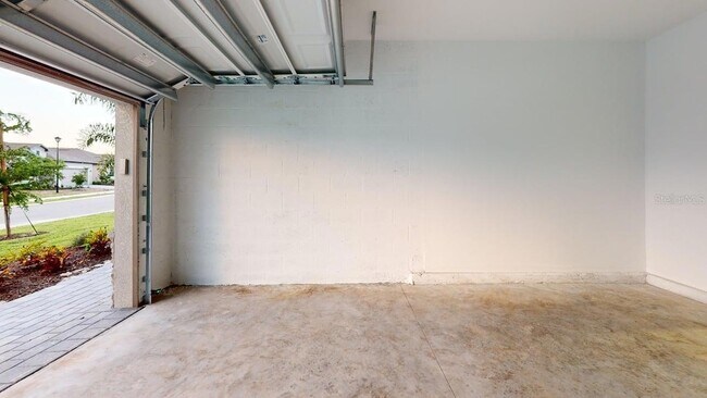 Building Photo - 1548 Saddlewood Cir