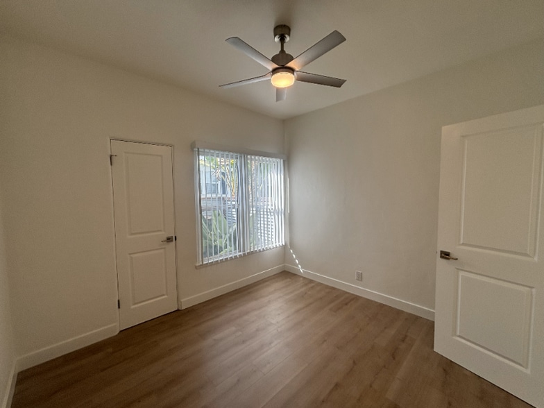 Building Photo - 2317 Ocean Park Blvd