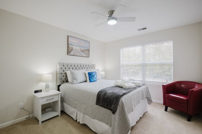 Building Photo - Furnished 3 Bedroom Home in Bluffton Park
