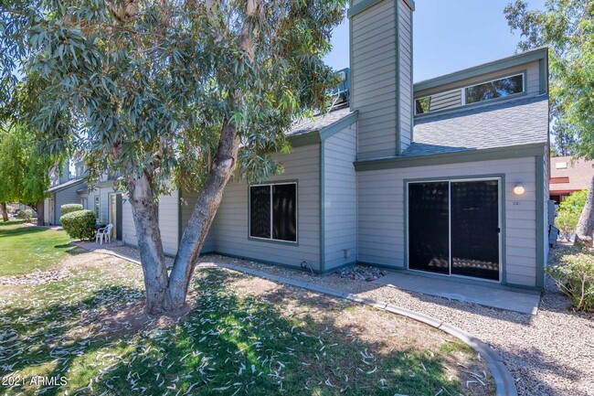 Building Photo - 14002 N 49th Ave