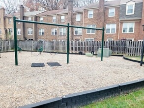 Building Photo - 7415 Fountain Head Dr