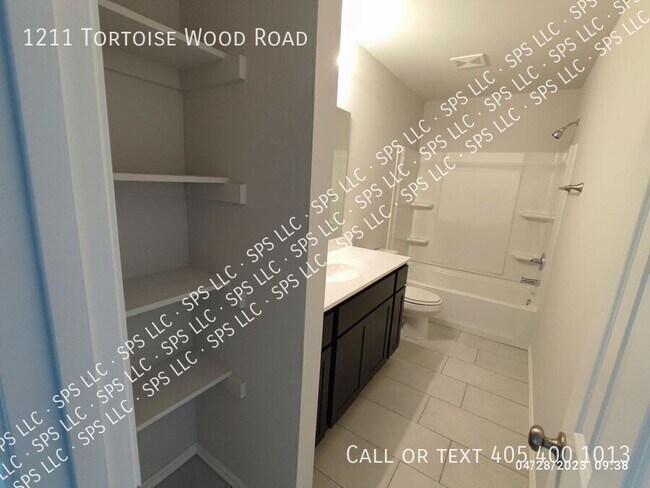 Building Photo - 1211 Tortoise Wood Rd