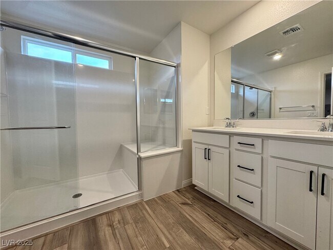 Building Photo - 6675 Ellery St