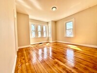 Building Photo - 299 Cedar St