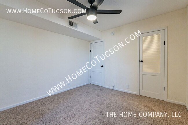 Building Photo - 3949 E 2nd St