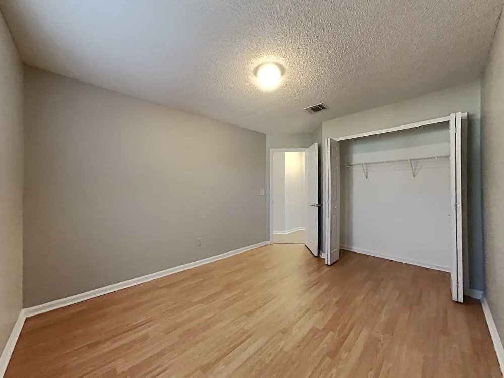 Building Photo - 8515 Iron Mill Ct