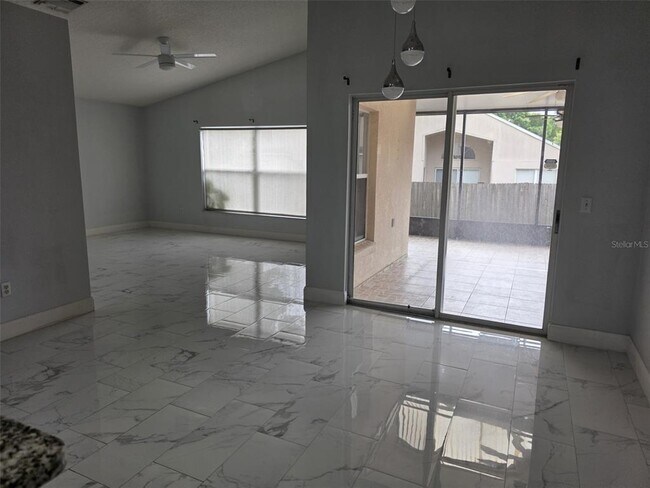 Building Photo - 1379 Osprey Way