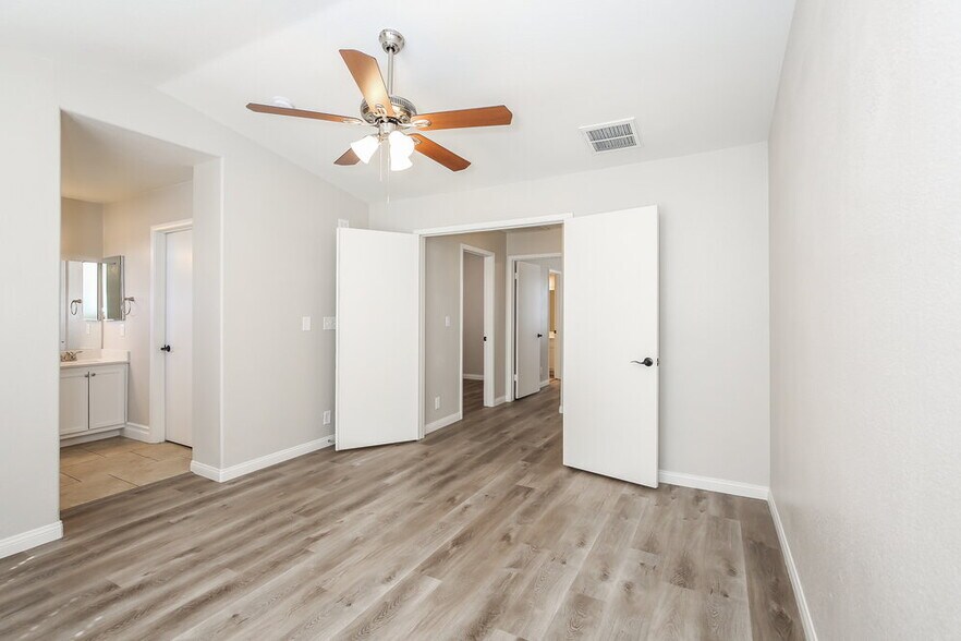 Building Photo - 7909 Rustic Canyon Ct