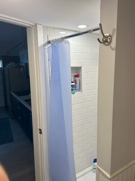 Bathroom Shower - 16 Dexter St