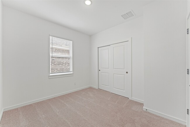 Building Photo - 4719 Bay Vista Dr