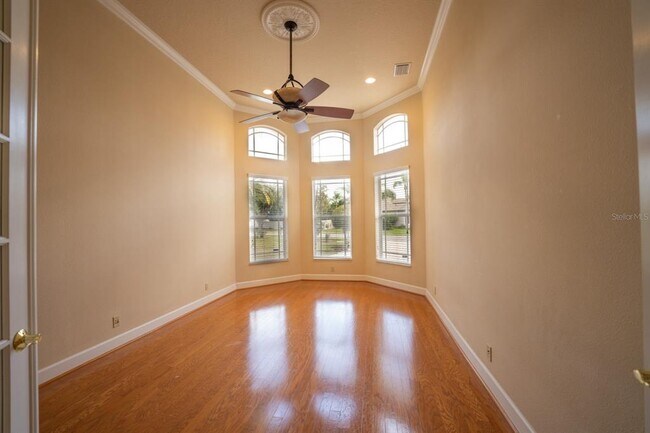 Building Photo - 3037 Lynwood Ct