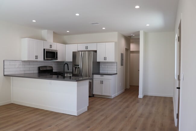 Building Photo - 9500 Penfield Ave