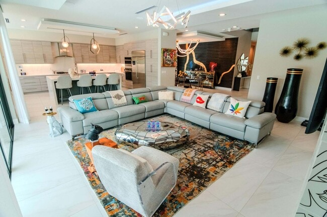 Building Photo - 8305 Fishhawk Falls Ct