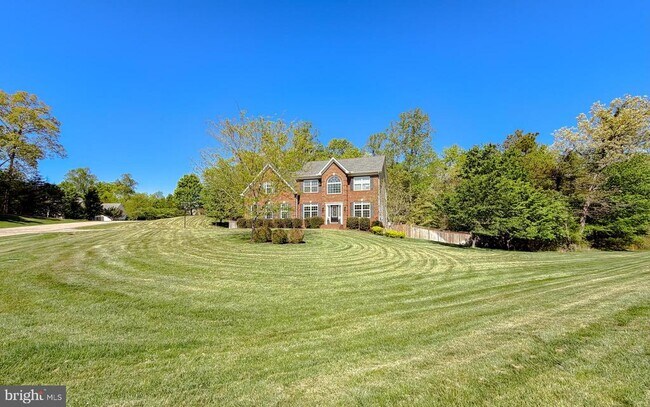 Building Photo - 23017 Holloway Ct