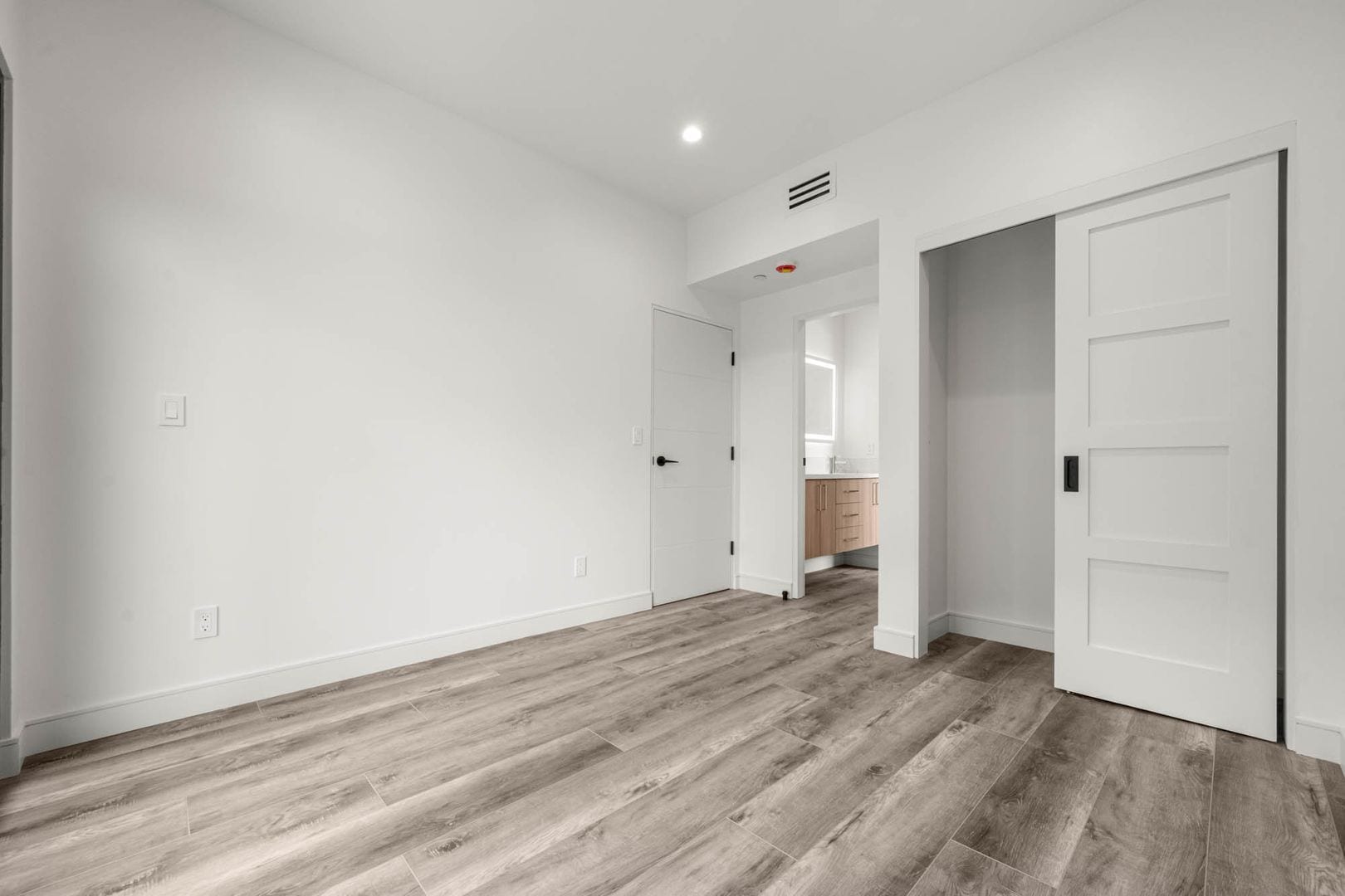 Building Photo - 1920-1922 S Sherbourne Dr