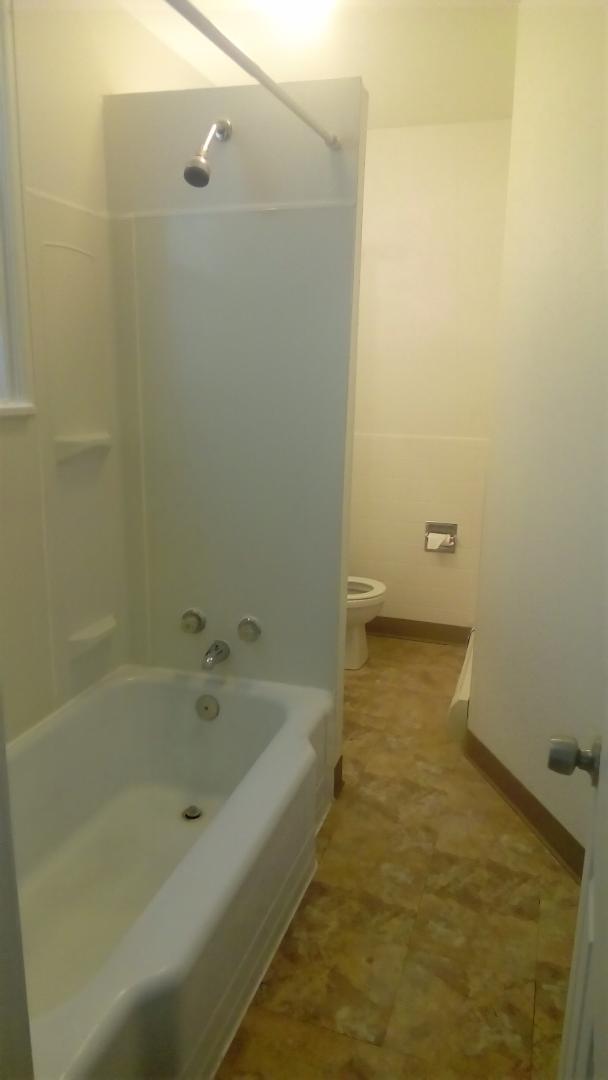 Bath - 1304 W Kiowa St