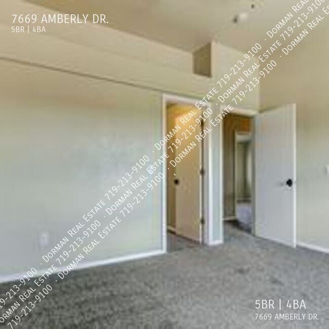 Building Photo - 7669 Amberly Dr