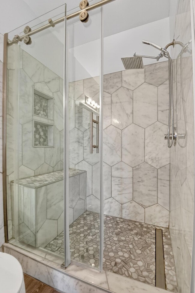 Building Photo - 2032 Alta Meadows Ln