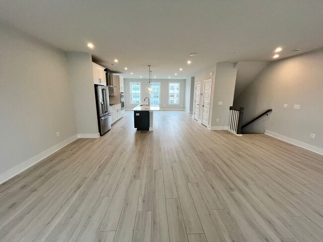 Building Photo - 551 Munson Woods Walk