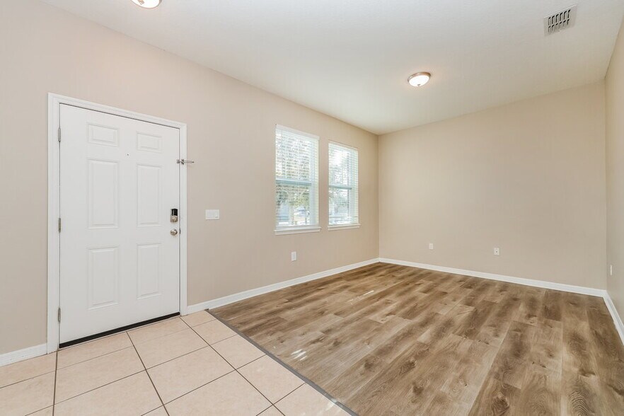 Building Photo - 11549 Tangle Stone Dr