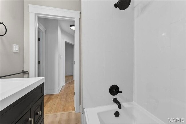 Building Photo - 3815 Bayless Ave