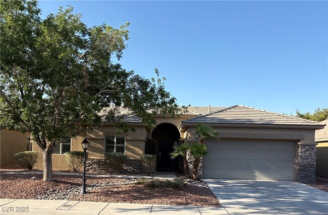 Building Photo - 5586 Golden Leaf Ave