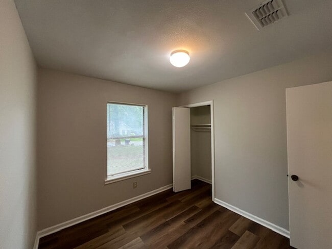 Building Photo - Nice 3 Bedroom 2 Bath house in Maumelle