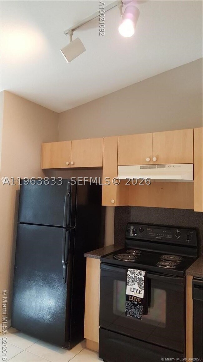 Building Photo - 1260 SE 31st Ct