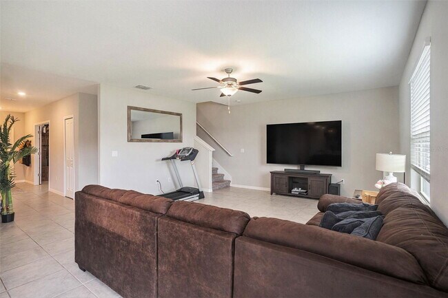 Building Photo - 1655 Blue Rose Dr