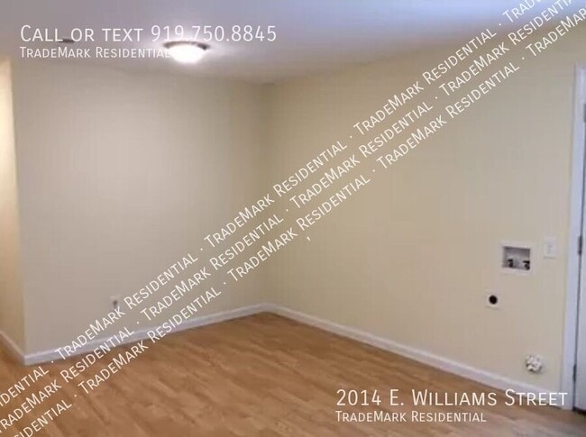 Building Photo - 2014 E Williams St