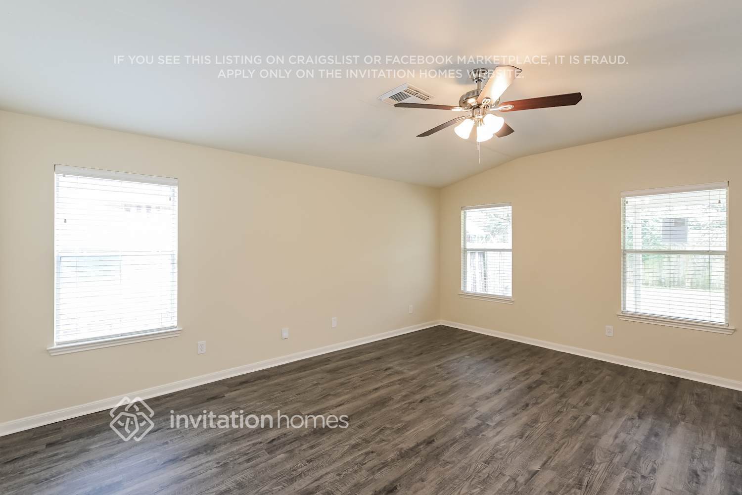 Building Photo - 15519 Riford Dr