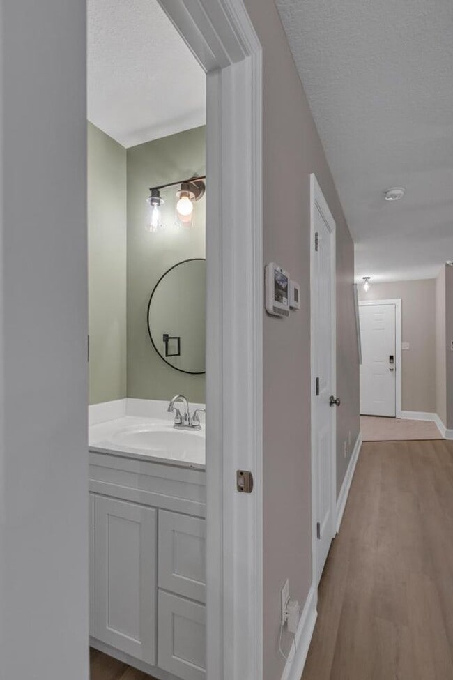 Building Photo - THE BURROUGHS @ CAROLINA PLANTATIONS