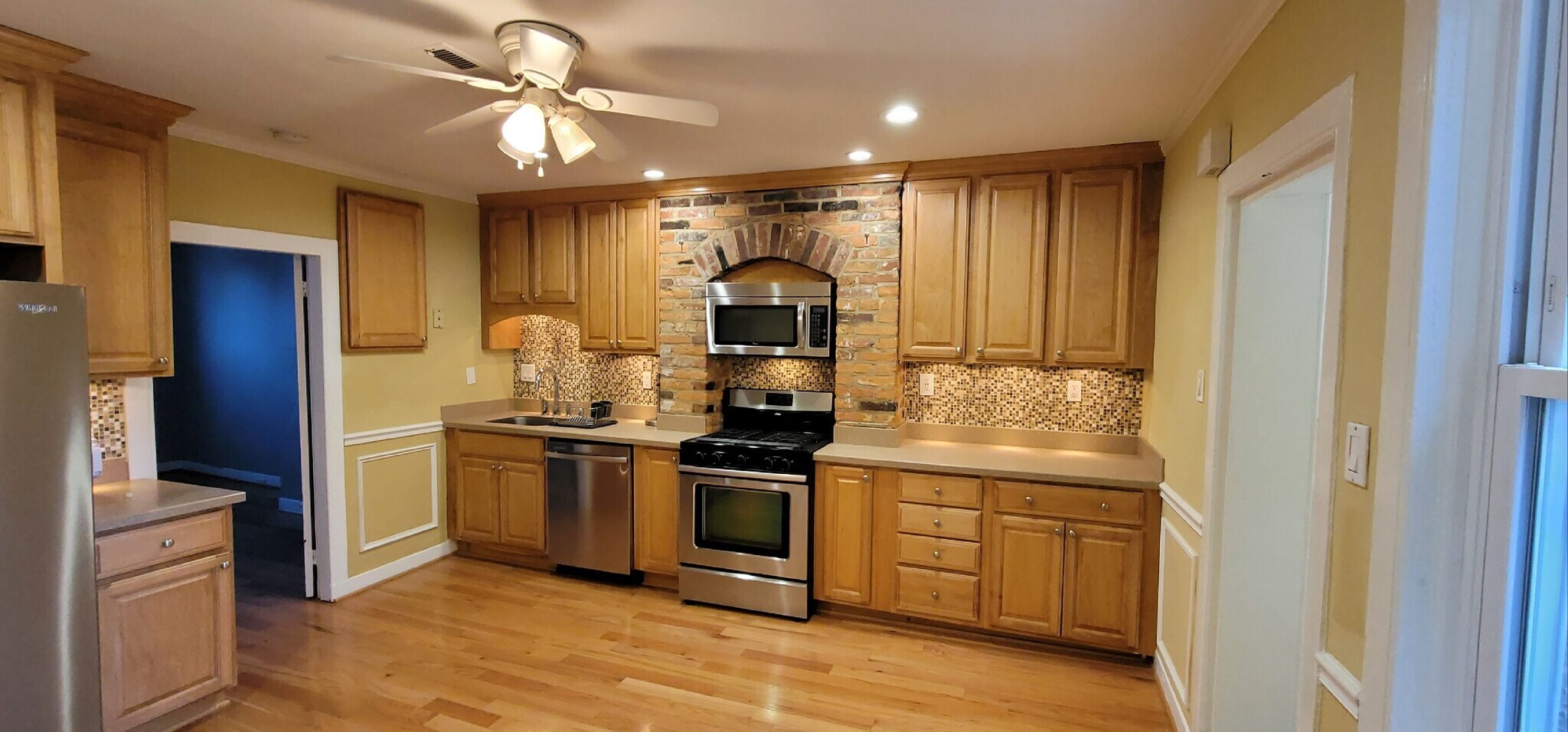 Kitchen - 715 S Bond St
