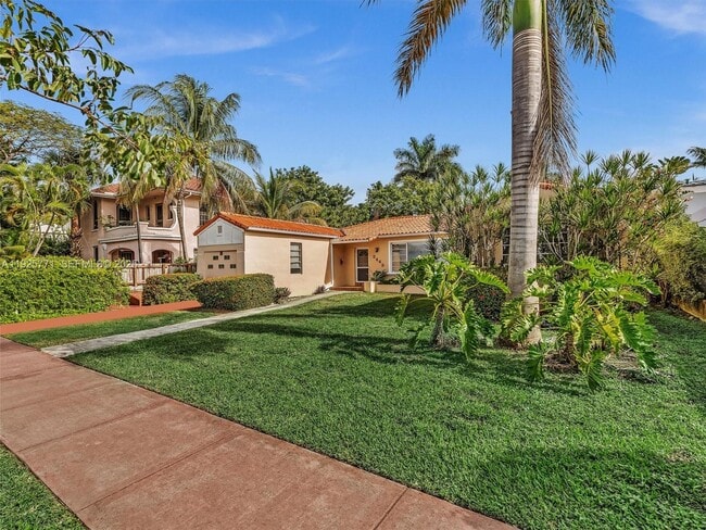 Building Photo - 2443 Meridian Ave