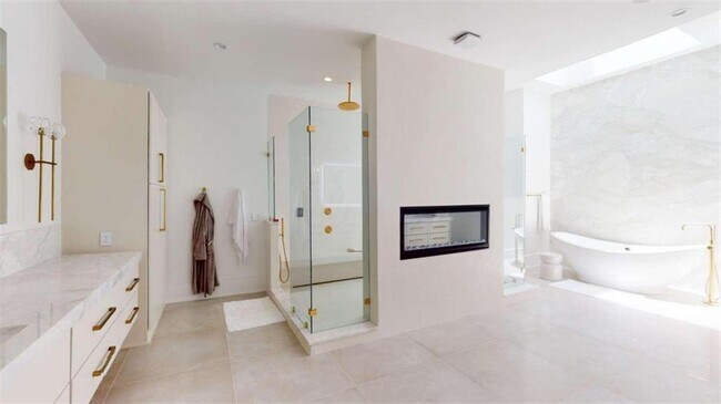 Building Photo - 3206 Arden Rd NW