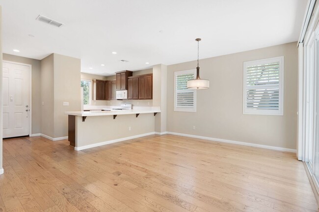Building Photo - Beautiful East Davis Home