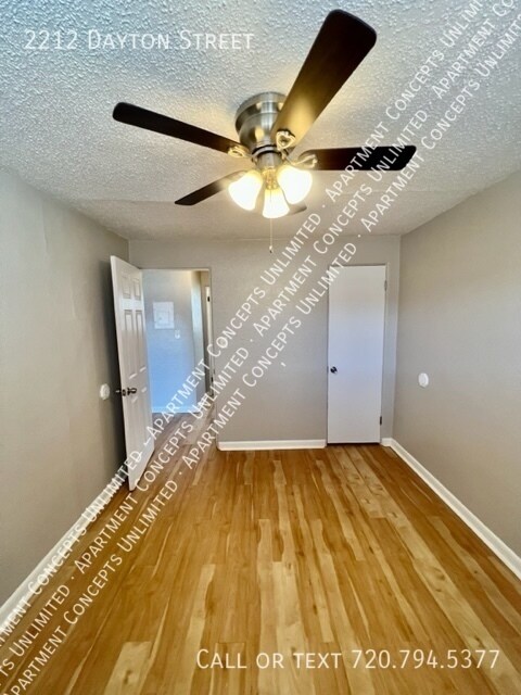 Building Photo - 2212 Dayton St