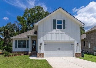 Building Photo - 5 Bedrooms!  Wooded Lot With No Back Neighbors • Luxury Finishes