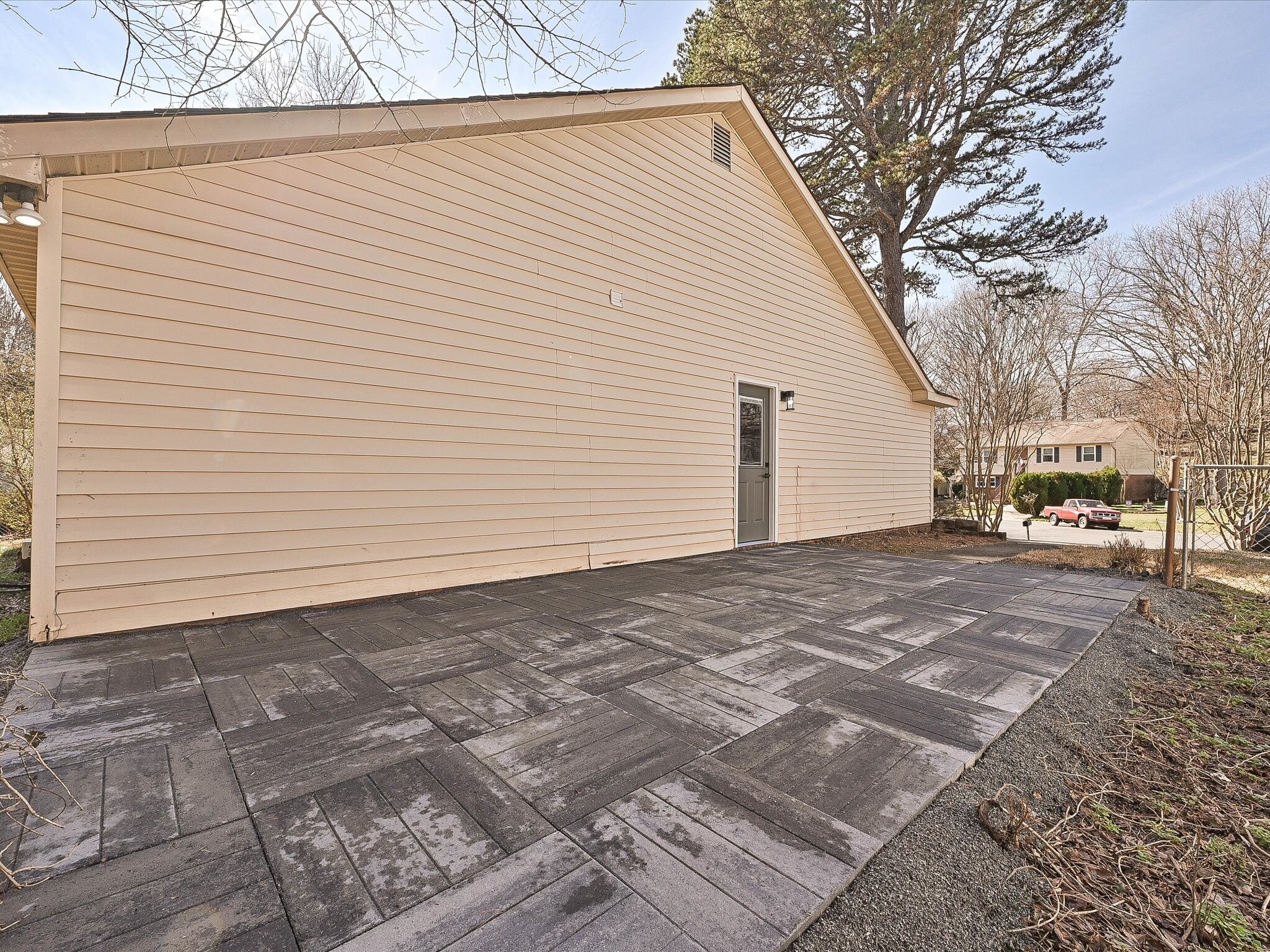 Building Photo - 6455 Tivoli Ct