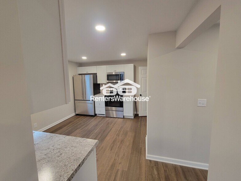 Building Photo - 906 1/2 S German Street