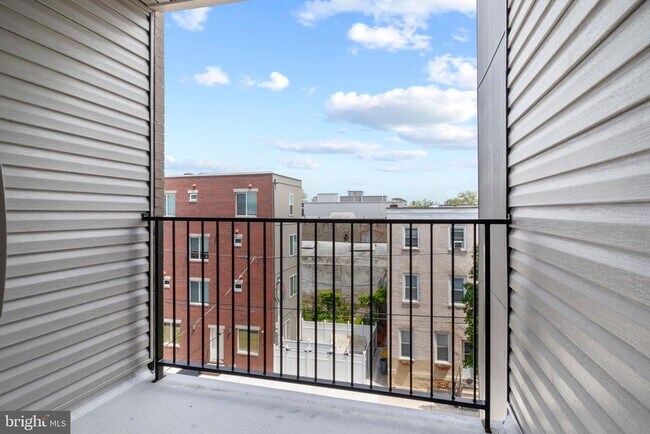 Building Photo - 520 N 37th St