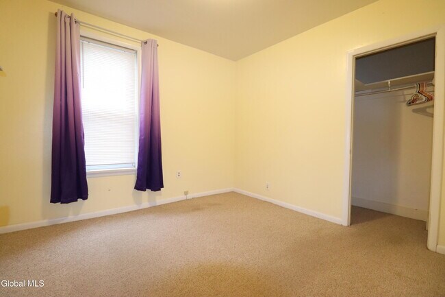 Building Photo - 29 Stewart St