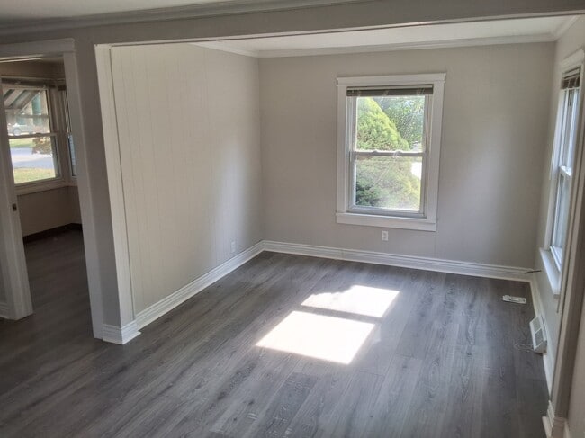 Building Photo - 5198 South St