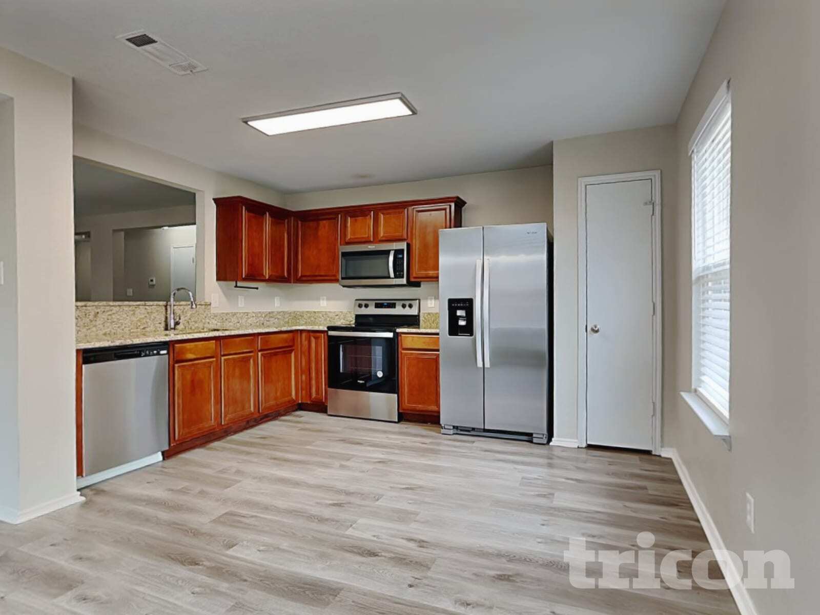 Building Photo - 5423 Sabine Ln