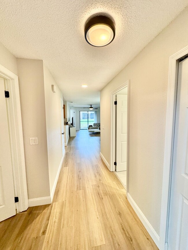Building Photo - Dr. Phillips 3 Bed 2 Bath For Rent at soug...