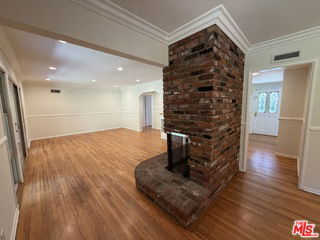 Building Photo - 4850 Excelente Dr