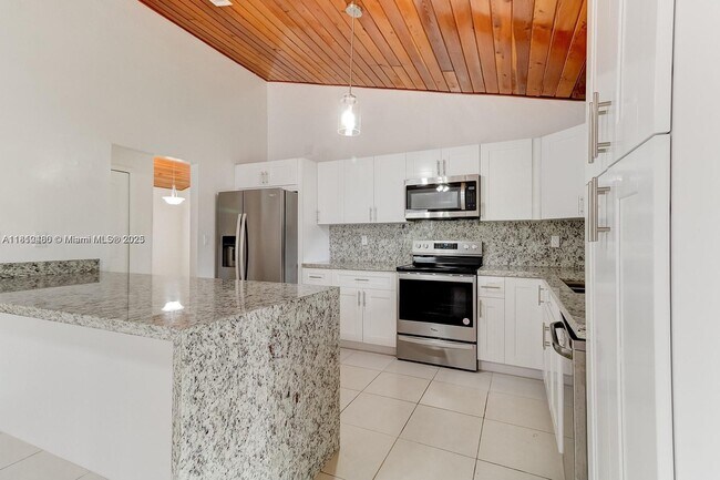 Building Photo - 14221 SW 106th Terrace