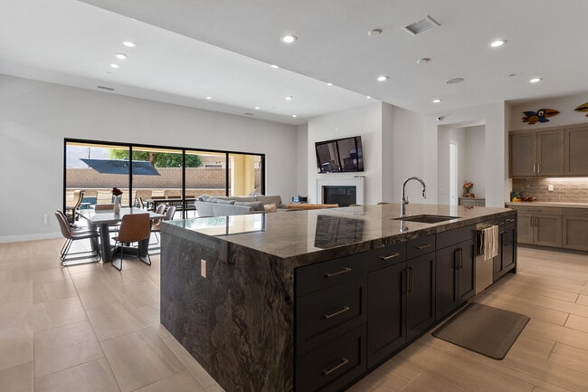 Building Photo - 57935 Stone Creek Trail W