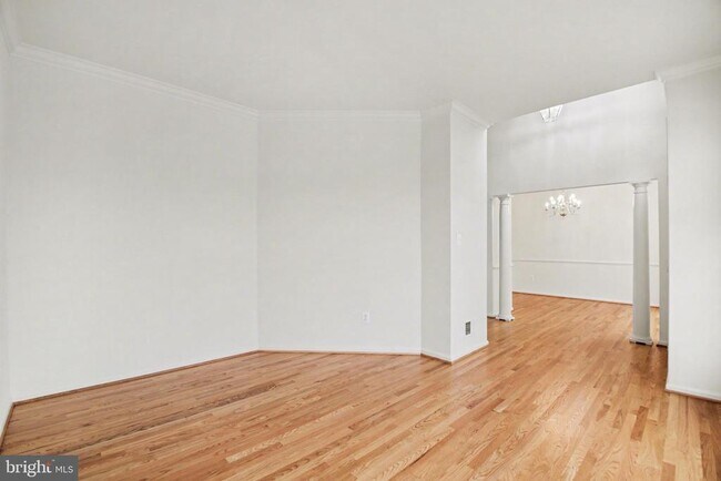 Building Photo - 9308 Paul Dr