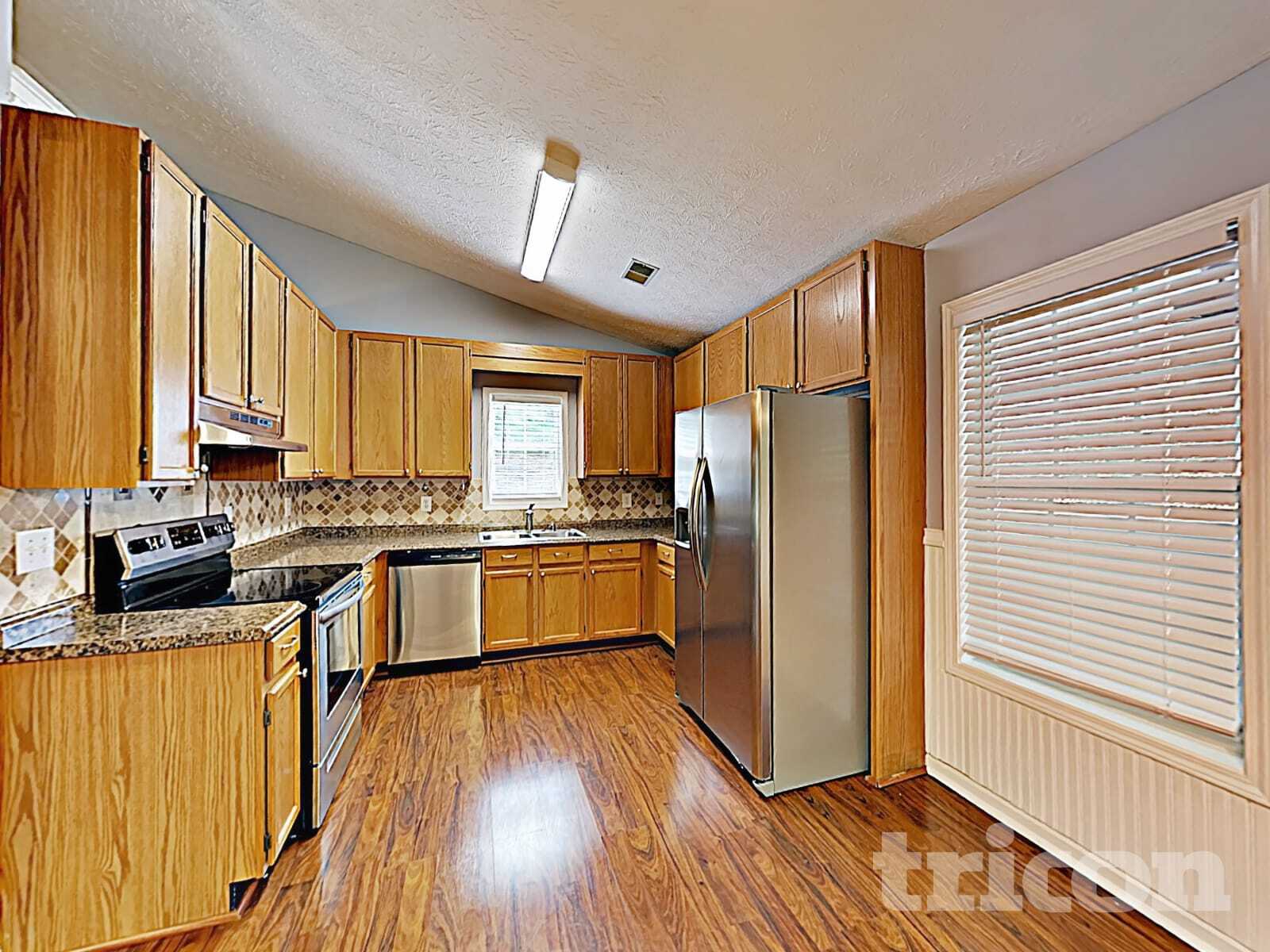 Building Photo - 726 Westbury Dr